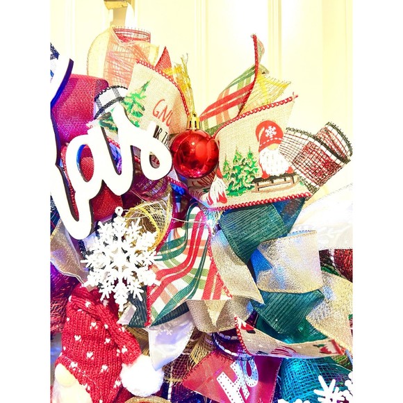 Handmade Christmas Gnome in Sleigh Holiday Ribbon Door Wreath 26 ins LED XLW3 - Picture 6 of 12